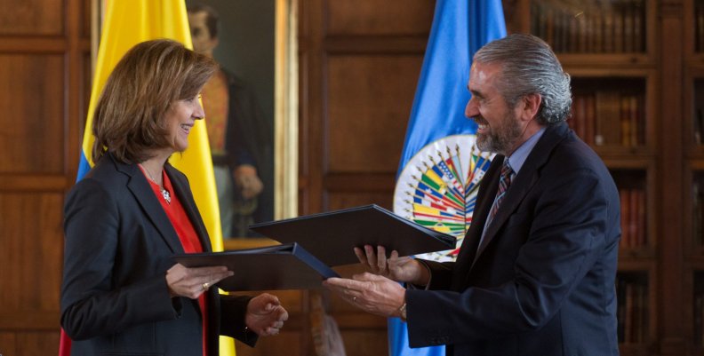 191217canciller-firmasmappoea-2 191217canciller-firmasmappoea-2