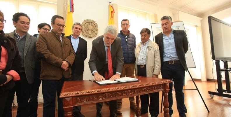 Alcalde_torca Alcalde_torca