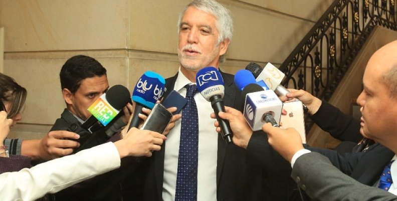 Alcalde_visita_papa Alcalde_visita_papa