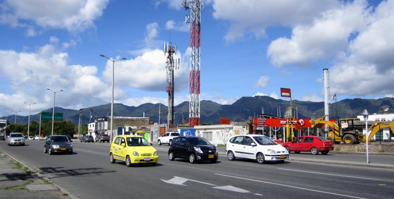 Bogota_carros_en_la_carrera_50 Bogota_carros_en_la_carrera_50
