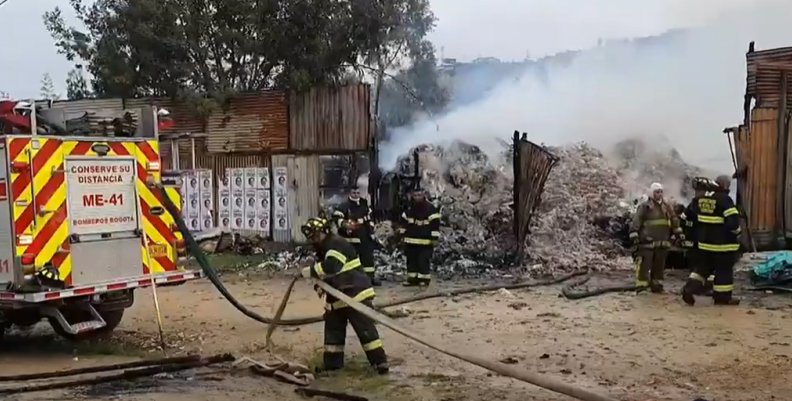 Bomberos Bomberos
