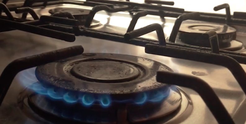 Gas