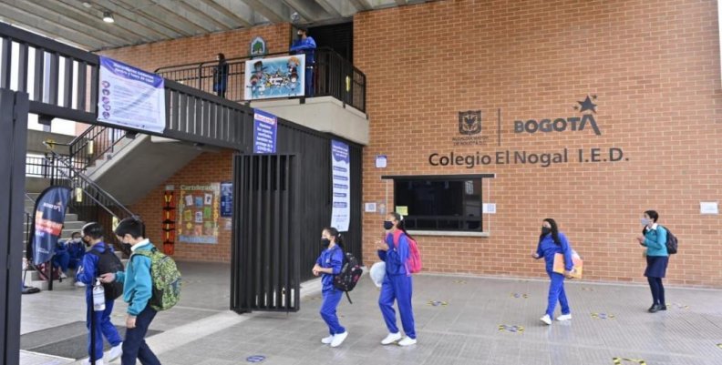 colegios distrito