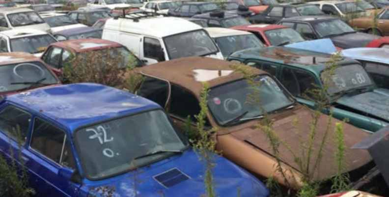 Subasta de vehículos en estado de abandono Subasta de vehículos en estado de abandono