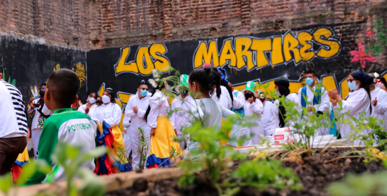 HUERTAS URBANAS LOS MÁRTIRES HUERTAS URBANAS LOS MÁRTIRES