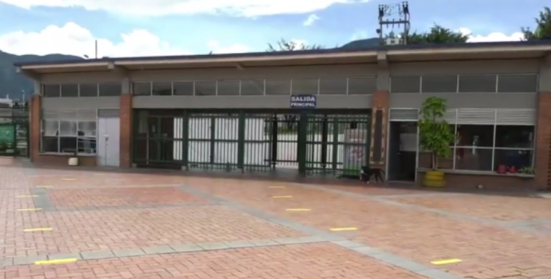 Colegio Enrique Olaya Herrera. Colegio Enrique Olaya Herrera.