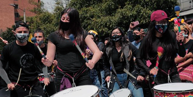 JÓVENES PARO NACIONAL JÓVENES PARO NACIONAL