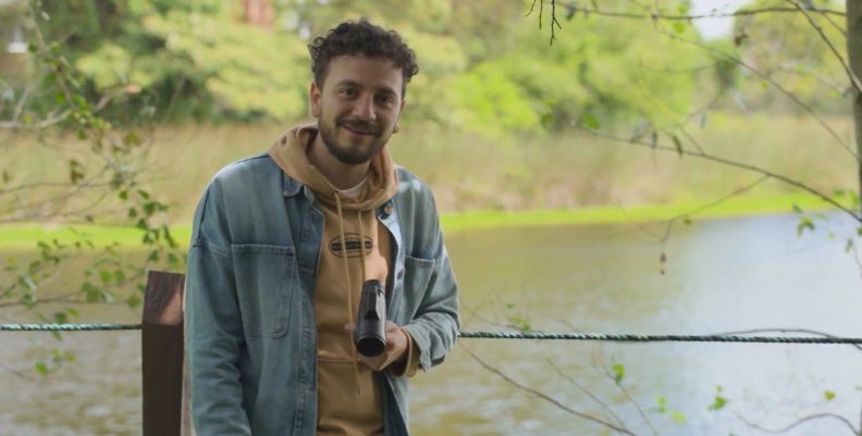 El Humedal Santa María del Lago  David Moncada frente al Humedal Santa María del Lago