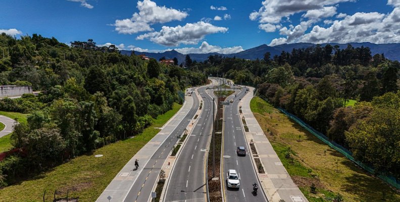  Avenida El Rincón con Boyacá 