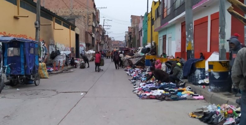 María Paz Callejón lleno de basura