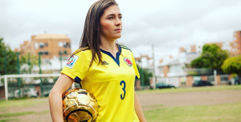 Natalia Gaitán se retira del fútbol Natalia Gaitán