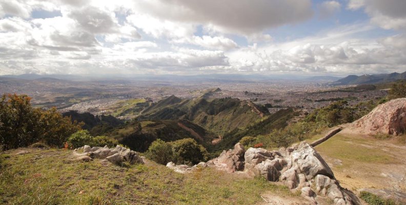 Parque Entre Nubes Vista panorámica de un cerro