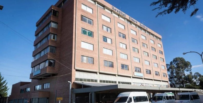 Hospitales Fachada de un edificio de ladrillos