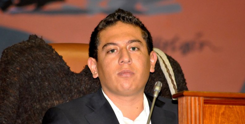 Federación Nacional de Departamentos? Hombre