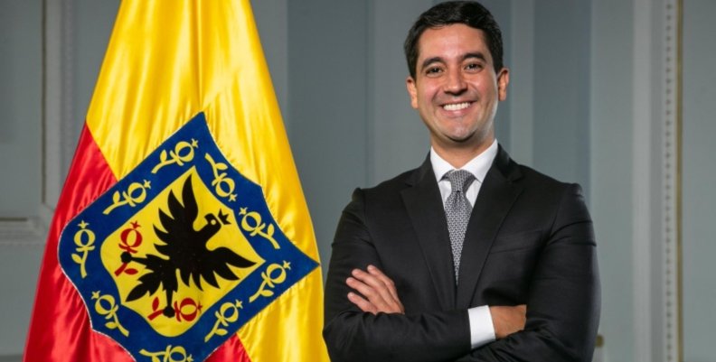 Víctor Saavedra Víctor Saavedra, director de la Agencia Atenea
