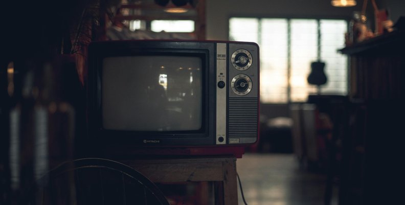 Televisión Un televisor antiguo