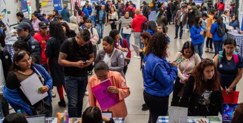 Vacantes de empleo en Bogotá: sectores y perfiles Vacantes de empleo en Bogotá: sectores y perfiles