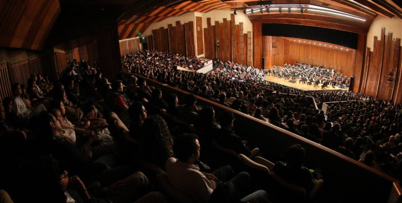 La Orquesta Filarmónica de Bogotá ‘Beethoven, la esencia de la música’ por Canal Capital