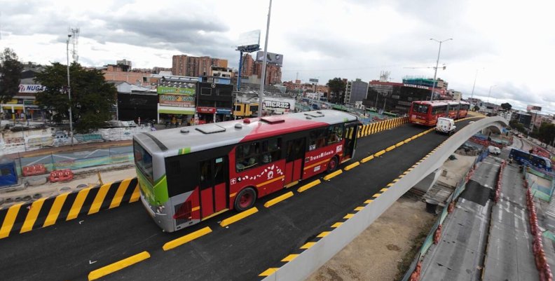 Nuevo puente en Suba con calle 100 ya está en servicio Bus de Transmilenio