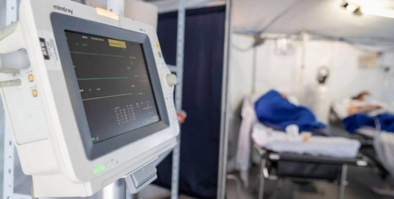Hospital Máquina en un hospital que mide los signos vitales