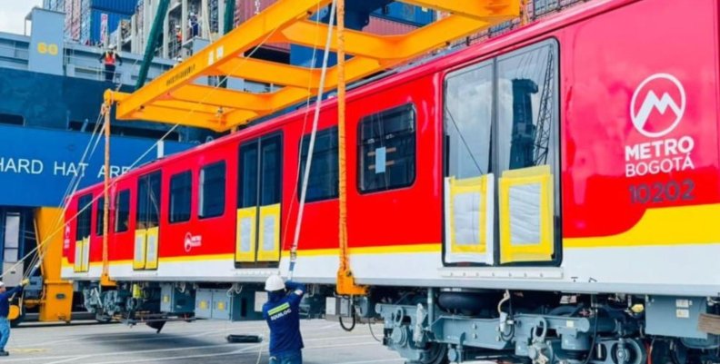 Segundo tren del metro de Bogotá llegó a Colombia