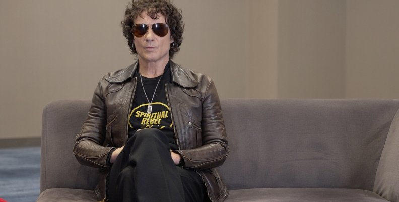 Enrique Bunbury en la #FILBoPorCapital Enrique Bunbury