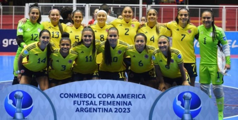 Selección Colombia femenina de Futsal en la Copa América de Argentina Selección Colombia femenina de Futsal posa en la Copa América de Argentina