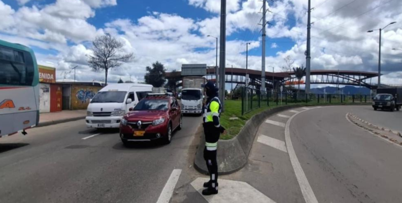 Nuevas medidas de movilidad para vehículos no matriculados en Bogotá: pico y placa