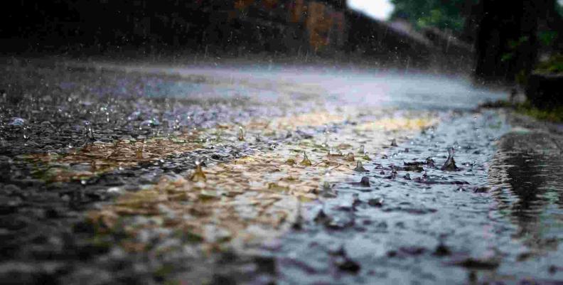 Imagen: Alcaldía de Bogotá Gotas de agua cayendo en una via