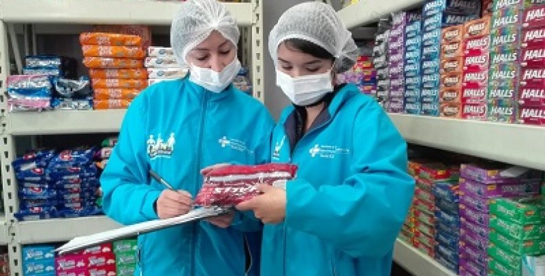 Operativos para evitar daños a la salud por dulces adulterados Operativos para evitar daños a la salud por dulces adulterados