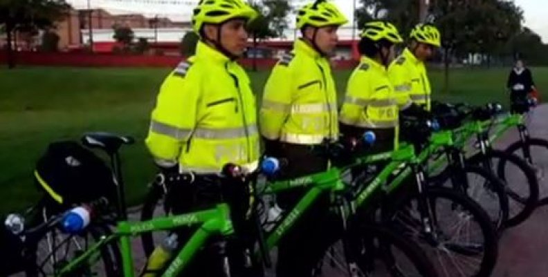 POLICIA POLICIA