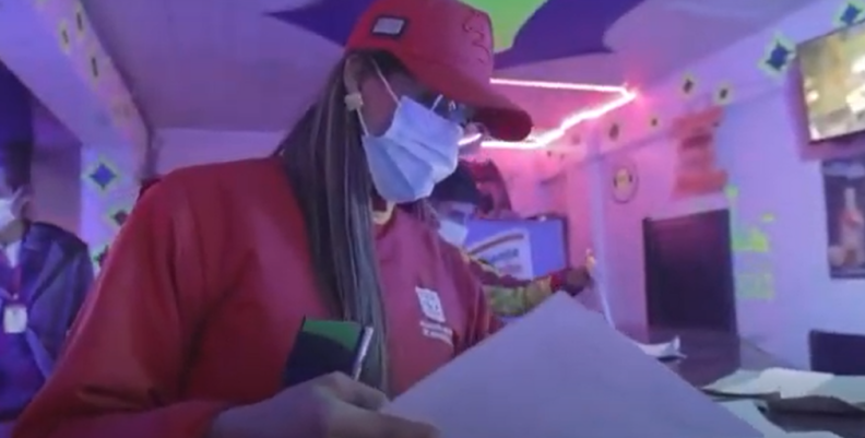 Sellan establecimientos en Bogotá