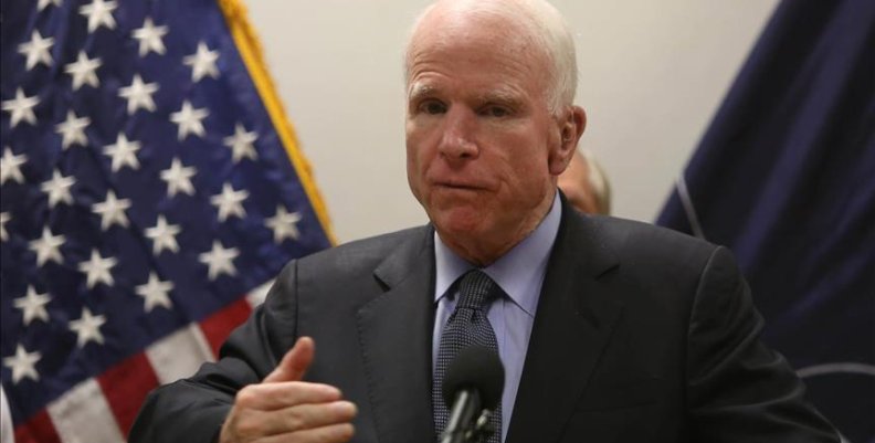 Senador republicano John McCain Senador republicano John McCain