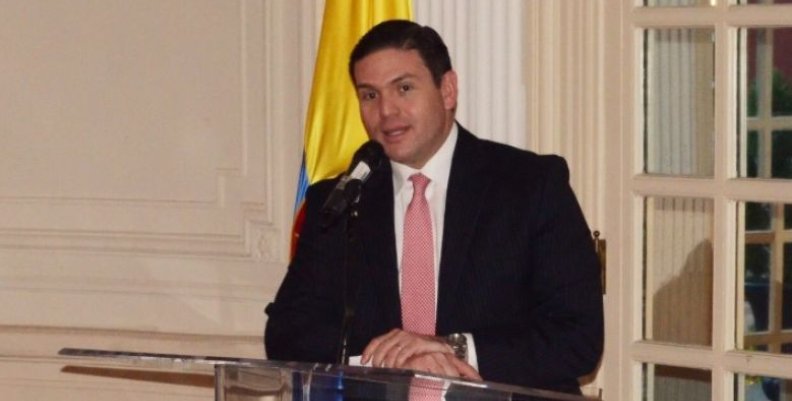 Sin.t.tulo Sin.t.tulo