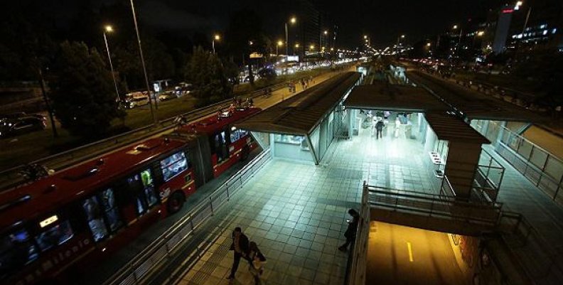 transmilenio_noche_0