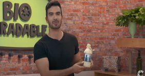 portarretrato con material reciclado