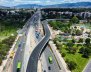 Vista panorámica de una carretera en remodelación