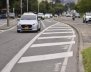 Vehículos transitando por una vía principal de Bogotá