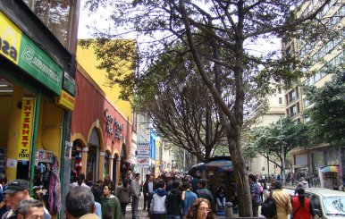 1280px-Carrera_Séptima_BOGOTÁ_-_COLOMBIA