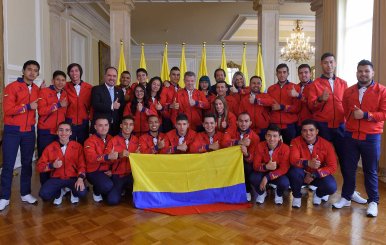 171004_03_EntregaPabellonWorldskills_1800