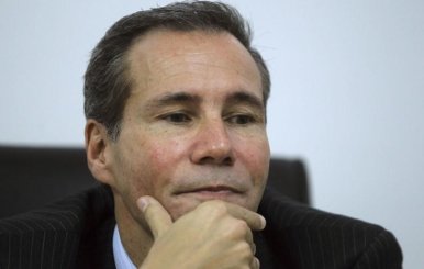 Argentine prosecutor Alberto Nisman attends a meeting with journalists in Buenos Aires