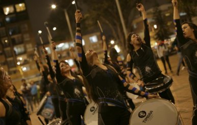 BATUCADA EN LOS HIPPIES