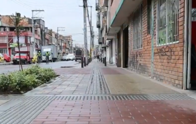 Andenes para invidentes.