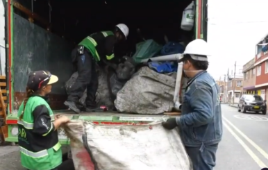 reciclar plástico.