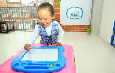 nina_en_jardin_infantil_-_foto_alcaldia_mayor