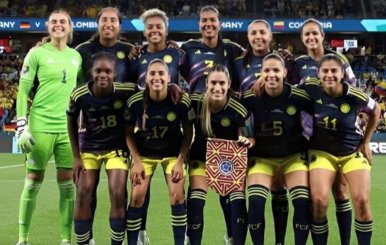 Jugadoras de la Selección Colombia posan en el Mundial Femenino de la FIFA