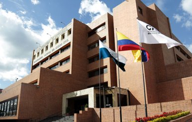 Fachada de un edificio de ladrillos
