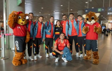 Imagen del Equipo Bogotá en el aeropuerto antes de partir rumbo a los Juegos Nacionales 2023