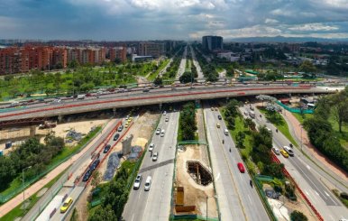 Imagen del puente construido entre la carrera 68 y la calle 26