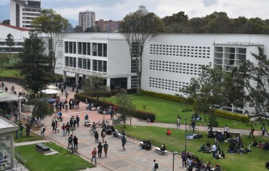 Universidad Nacional